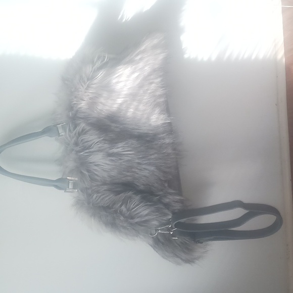 Big Furry Tote Bag - Picture 2 of 3